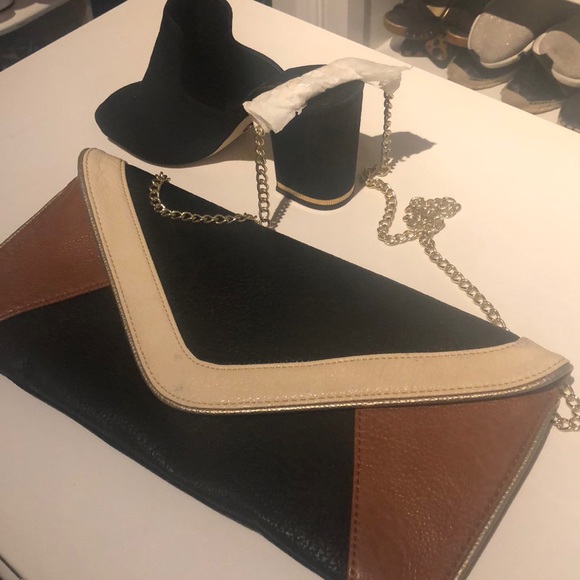 Large clutch - staple wardrobe colors - Picture 1 of 5